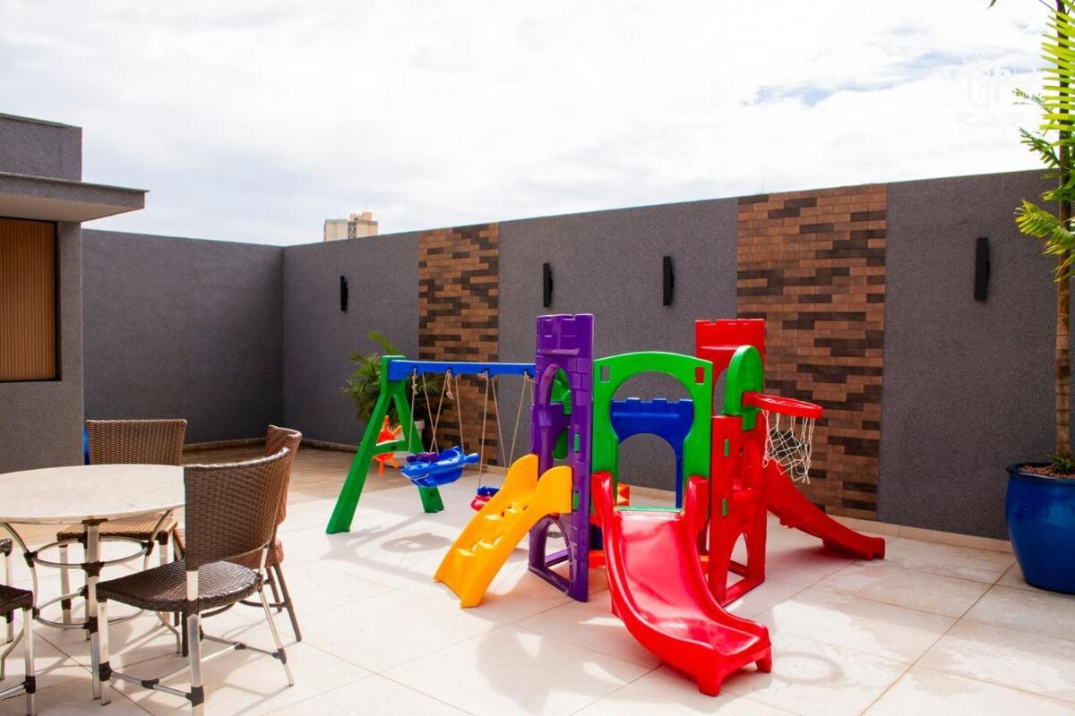 Elegancia & Conforto Flat Mobiliado Гояния Экстерьер фото