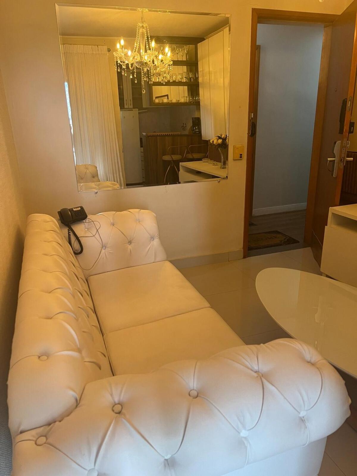 Elegancia & Conforto Flat Mobiliado Гояния Экстерьер фото